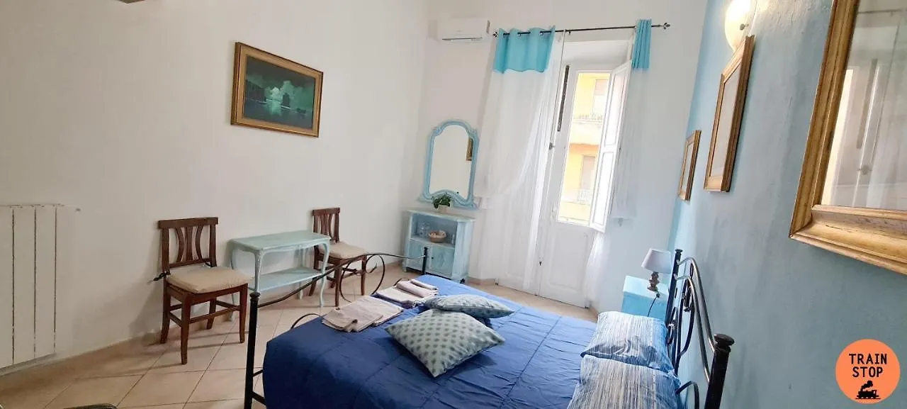 Pisa Train Stop Guest house